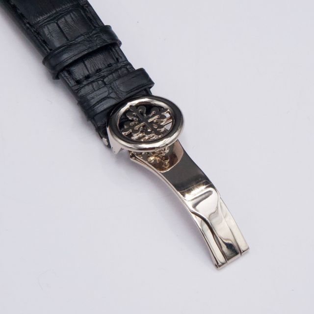 Patek Philippe Complications 5146G-001 Image 3